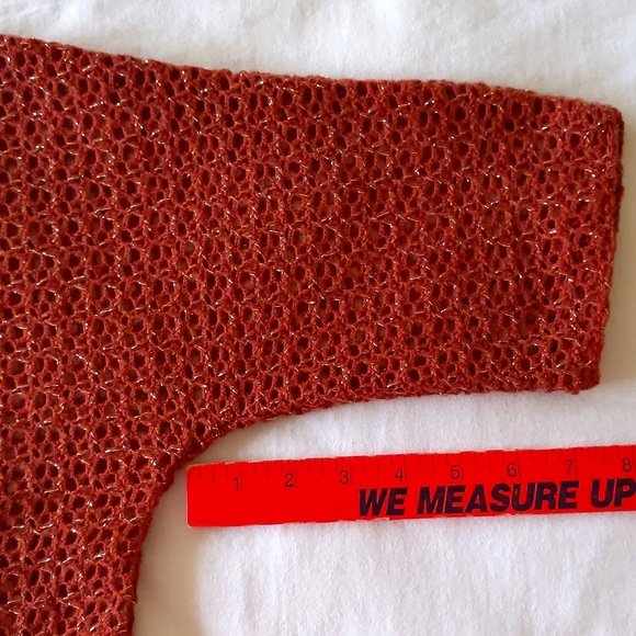 NWOT. Lightweight Knitted Fabric shrug with sparkling. - Picture 5 of 5